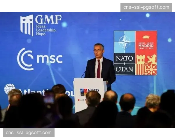 欧足联教练峰会：将“由守转攻的瞬间决策”纳入精英教练培训核心课程